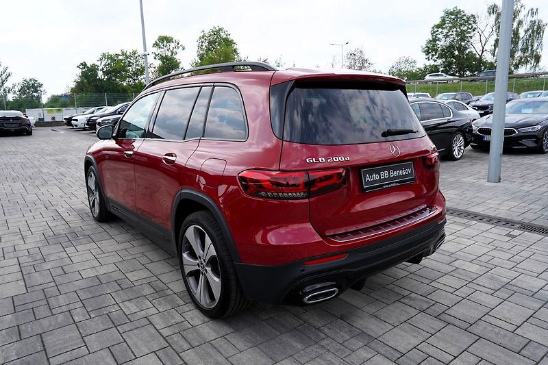 Mercedes-Benz GLB 200d 4Matic/AMG/AT/150 PS/Led - fotka 4 z 41