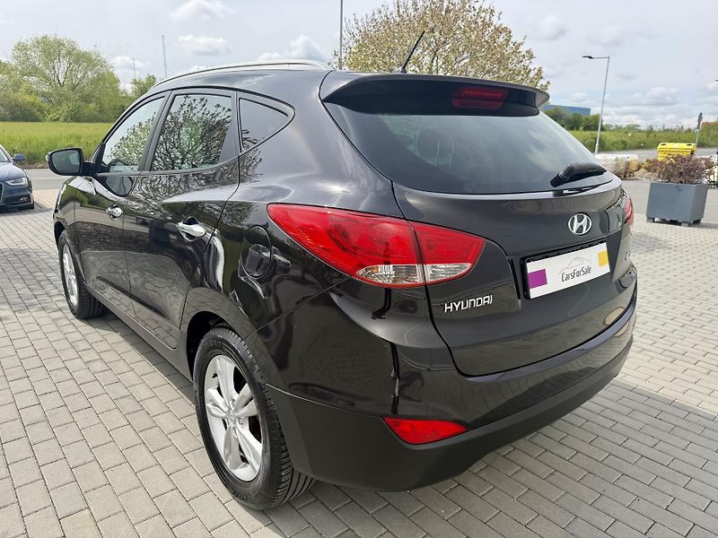 Hyundai ix35 (2010) 2.0i Style 2WD - fotka 6 z 23