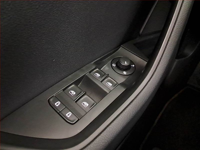 Škoda Superb (2020) Ambition 1.6 TDI, Automat - fotka 16 z 17