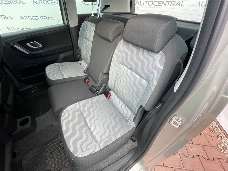 Škoda Roomster 1,4 i,16V,STK 4/28 - fotka 20 z 21