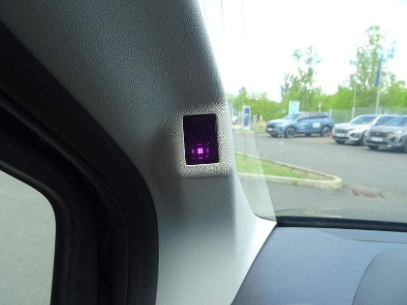 Peugeot Rifter (2026) GT BlueHDi 130k S&S EAT8 - fotka 21 z 43