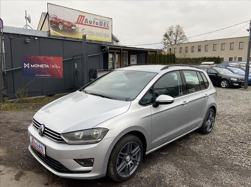 Volkswagen Golf Sportsvan 1,6 TDi 81kW  Serviska,Navigac - fotka 2 z 46
