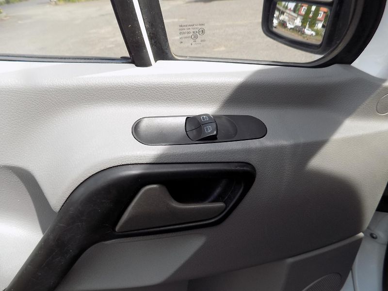 Mercedes-Benz Sprinter (2012) 2,2 95KW 7 MÍST SKLÁPĚČ  - fotka 12 z 46