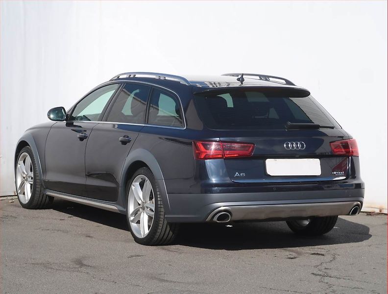 Audi A6 Allroad (2015) 3.0 TDI, 4X4, Automat, Kůže - fotka 4 z 25
