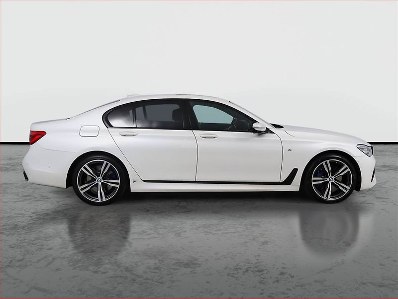 BMW Řada 7 (2017) M Paket 740d xDrive - fotka 6 z 21