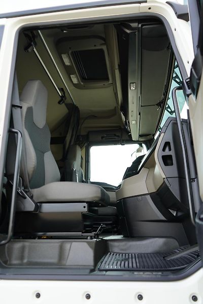 MAN TGX (2021) 26.470 / E 6 / ACC / GM / PUSH - fotka 8 z 46