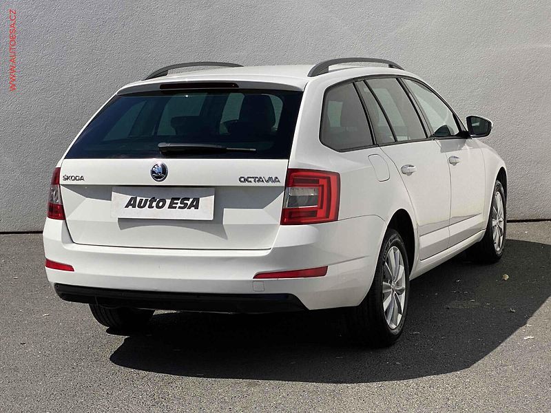 Škoda Octavia (2014) 1.4 TSi, Style, DSG - fotka 4 z 16