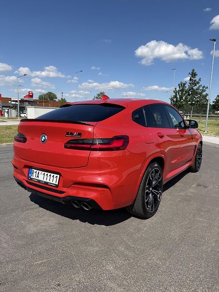 BMW X4 (2021) - fotka 4 z 14