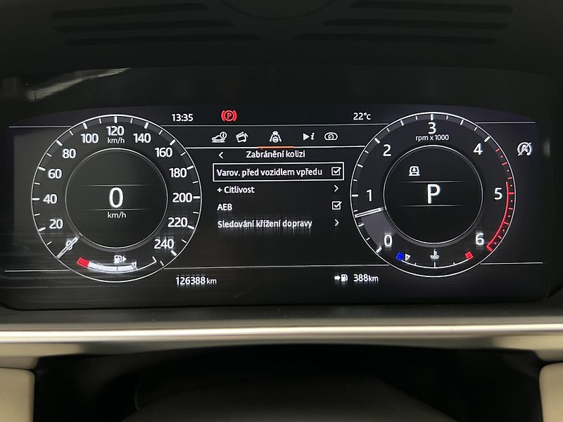Land Rover Range Rover 4.4 SDV8 VOGUE AUT CZ - fotka 44 z 52