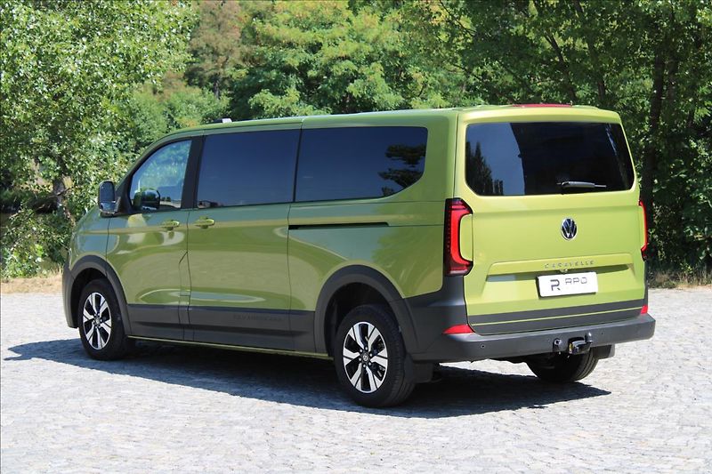 Volkswagen Caravelle 2.0 TDI L/DSG/ZÁR/DPH/CZ - fotka 42 z 45