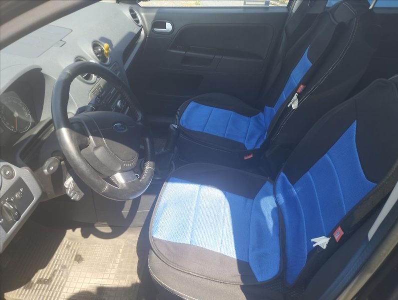 Ford Fusion 1,4 59KW - fotka 7 z 13