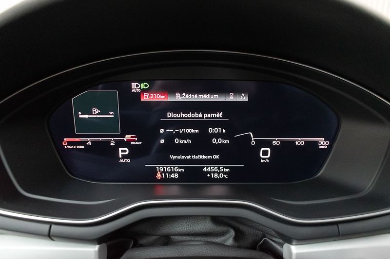 Audi A4 2.0 TDI KAMERA*ACC*VIRTUAL*DPH - fotka 21 z 42
