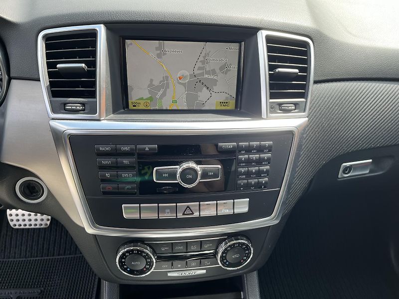 Mercedes-Benz Třídy M ML 250 CDi Sport - fotka 18 z 30