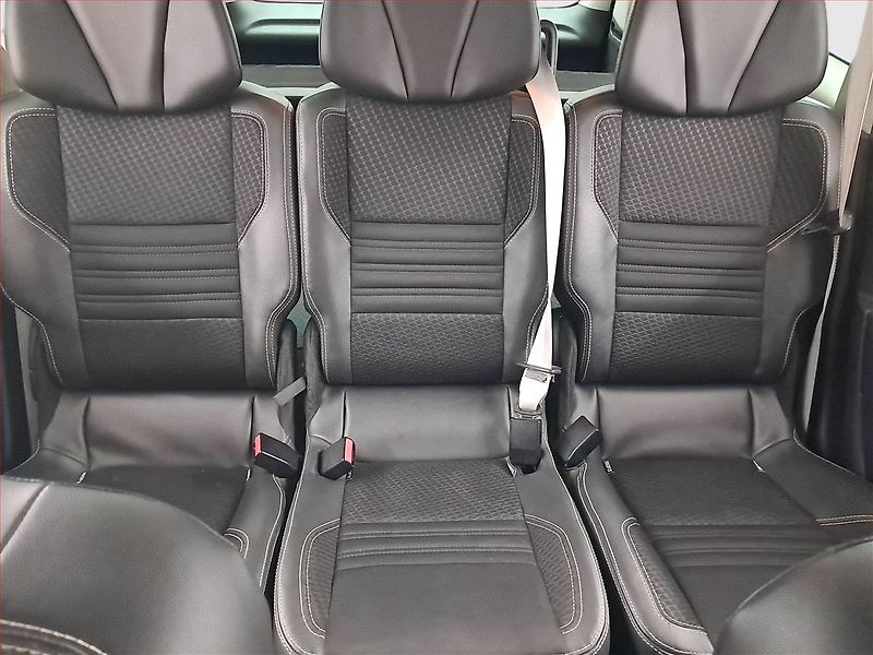 Renault Grand Scénic (2014) 2.0 dCi, Automat, 7 míst, Navi - fotka 10 z 19