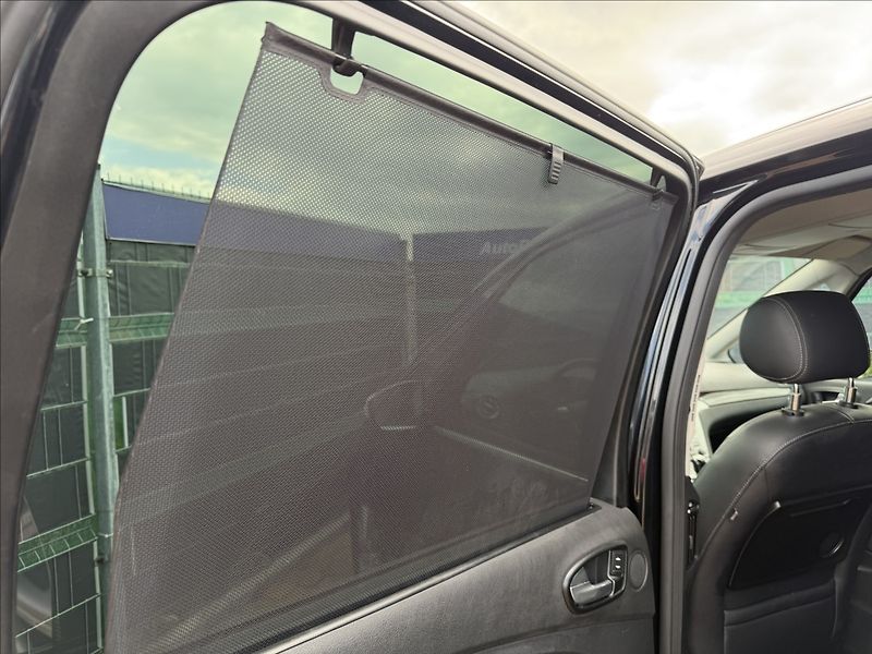 Ford Galaxy 2.0 TDCi Ghia 7míst - fotka 14 z 23