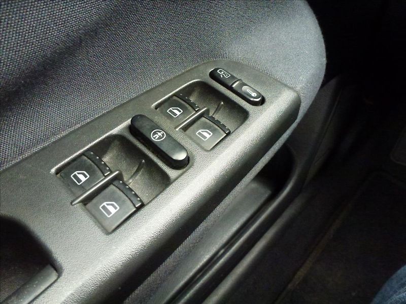 Škoda Octavia 1,9 TDI 81KW Tažné zařízení - fotka 32 z 42