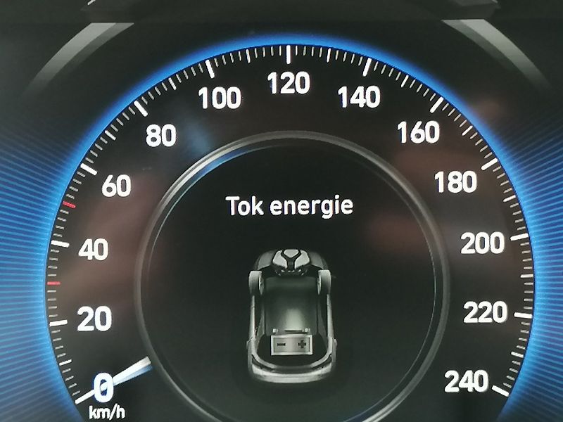 Hyundai i30 (2022) 1.6 CRDi MHEV 100kW Kůže - fotka 26 z 39