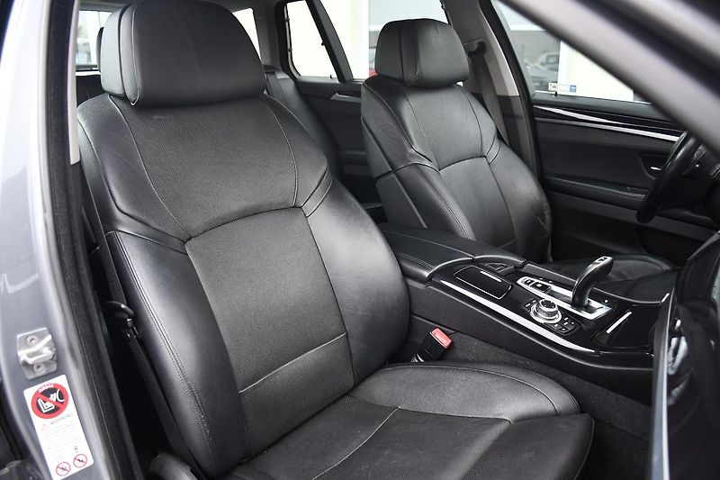 BMW Řada 5 530d xDrive ČR 2xKOLA - fotka 14 z 47