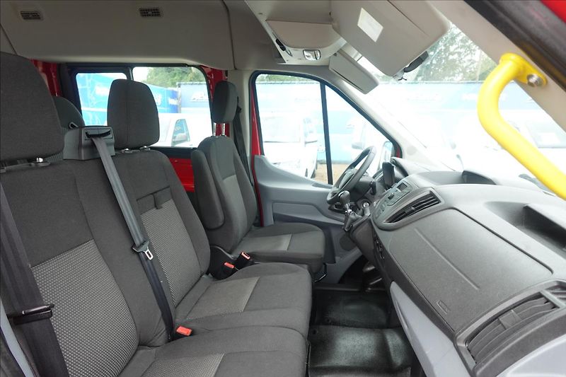 Ford Transit 2,2 TDCi  L2H2 9MÍST BUS KLIMA - fotka 12 z 25