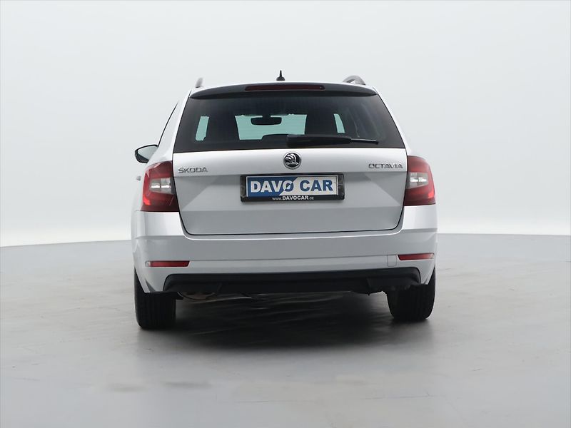 Škoda Octavia 2,0 TDI Style LED Kessy CZ - fotka 5 z 26