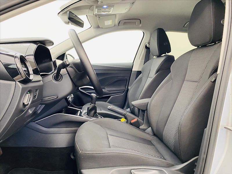 Škoda Fabia 1,0 TSI 85kW Top Selection - fotka 5 z 26