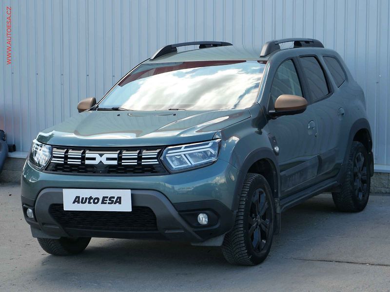 Dacia Duster (2023) 1.5dCi 4x4, 1.maj,ČR, AC - fotka 3 z 25