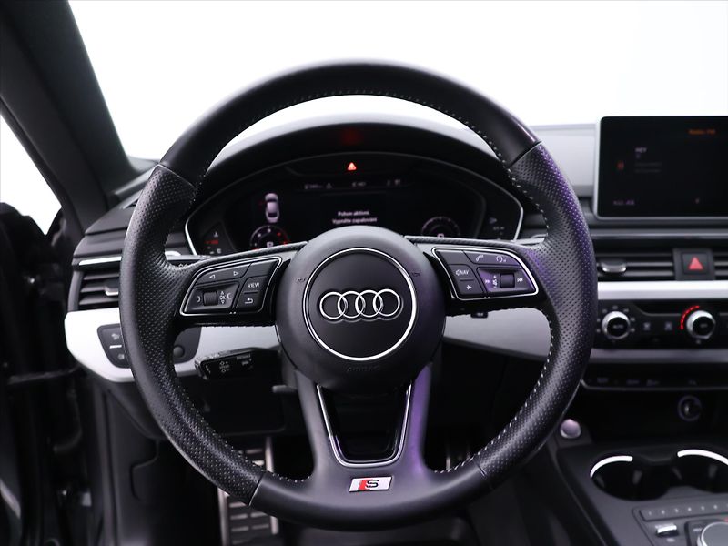 Audi A5 3.0 TDI 210kW quattro DPH CZ - fotka 19 z 41