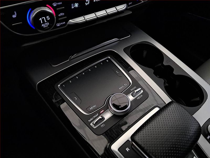 Audi Q7 (2015) 3.0 TDI - fotka 24 z 28
