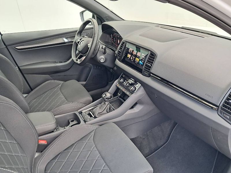 Škoda Karoq (2024) SportLine 1.5 TSI / 110KW  DSG - fotka 25 z 34