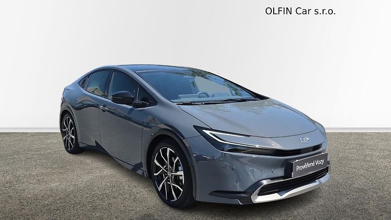 Toyota Prius 2.0PHEV Prestige Skyview - fotka 5 z 30