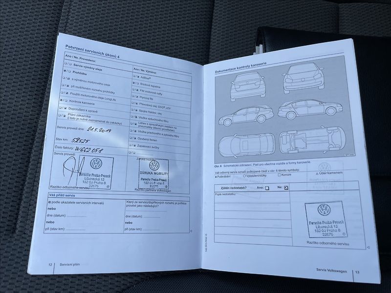 Volkswagen Golf 1,2 TSI 77KW DSG,ČR.1.MAJ. - fotka 28 z 33