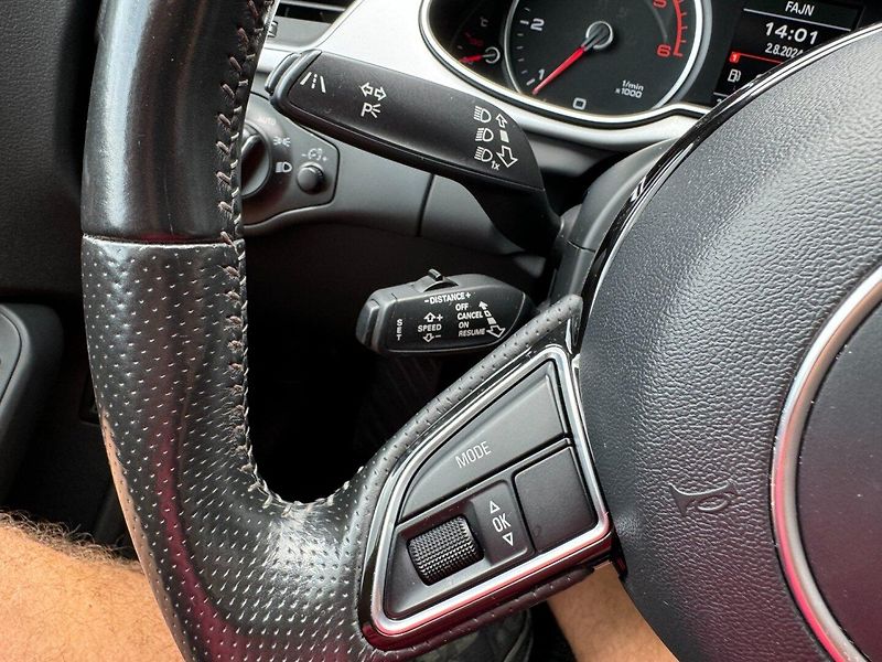 Audi A4 (2015) 2.0TDI S-Line Quattro - fotka 27 z 42