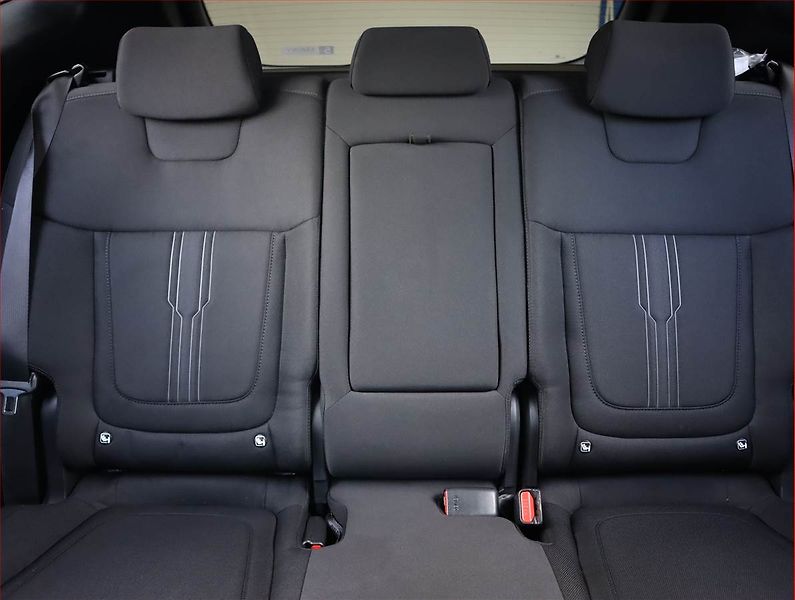 Hyundai Tucson (2021) 1.6 T-GDI 48V MHEV - fotka 10 z 22