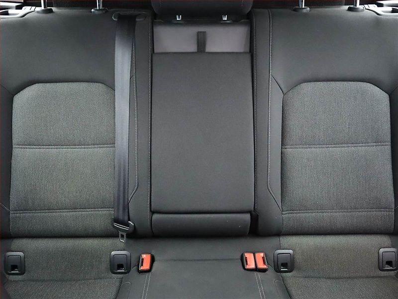 Volkswagen Passat (2018) Comfortline 2.0 TDI, Automat - fotka 8 z 18