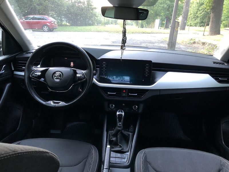Škoda Kamiq 1.0 TSI DSG - 2023 - 61 000KM  - fotka 11 z 16