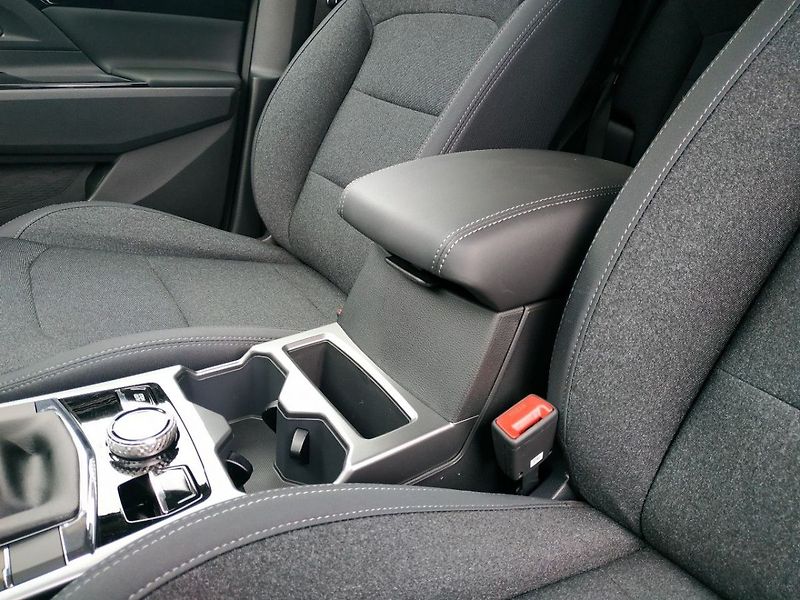 KGM Korando 1.5T, SMART,4WD, MT, SKLADEM - fotka 34 z 37