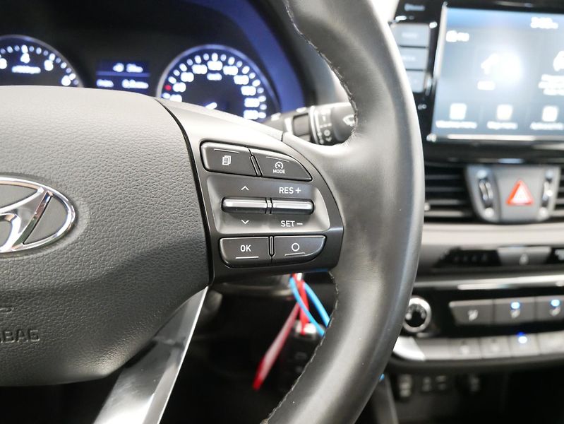 Hyundai i30 - fotka 15 z 21