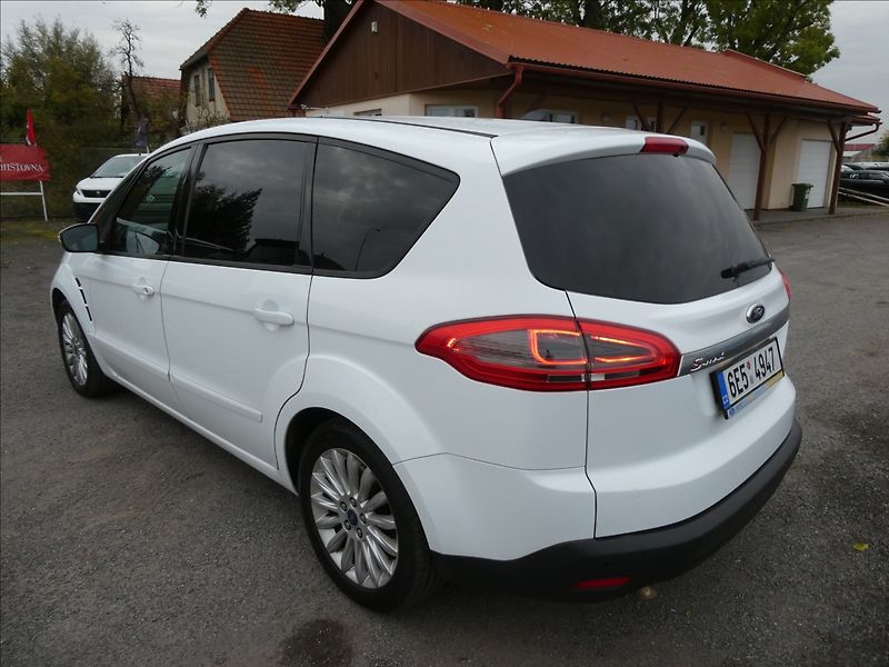 Ford S-MAX 2,0 TDCi 120kW AUT, po servise - fotka 7 z 47