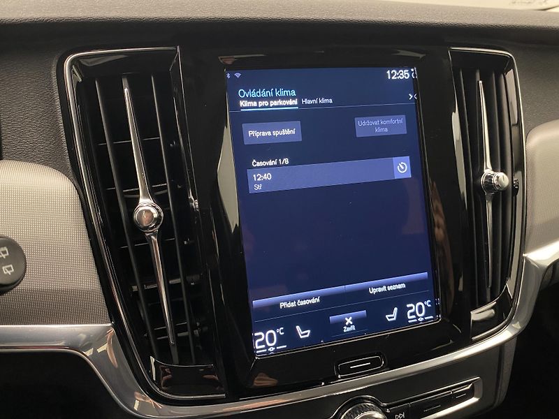 Volvo V90 B4 MOMENTUM AUT CZ - fotka 40 z 47