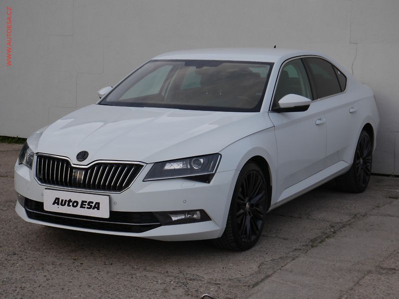 Škoda Superb (2015) 2.0 TDi 4x4, ČR, Style, DSG - fotografie inzerátu