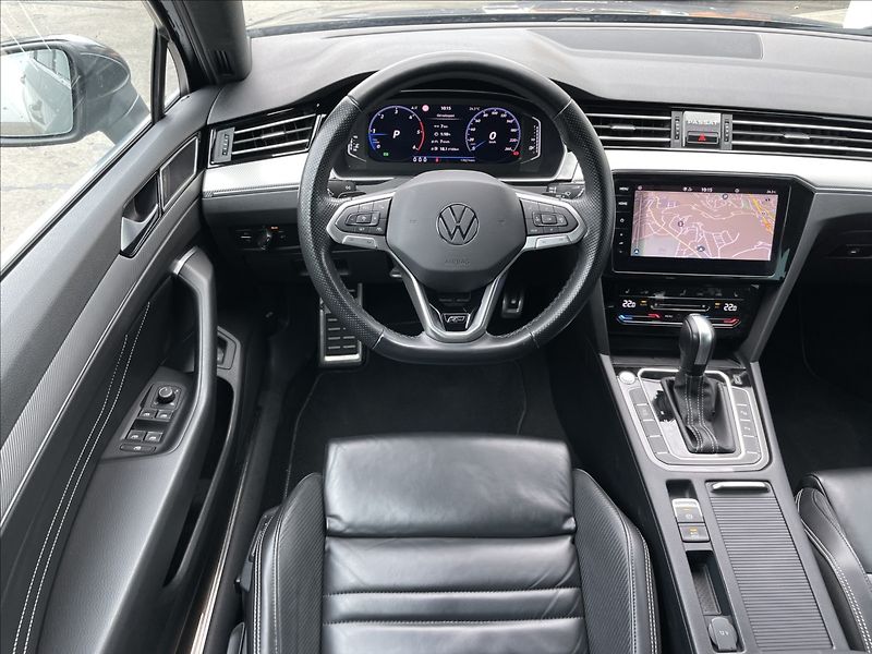 Volkswagen Passat 2,0 TDI 4MOT DSG RLine  Varian - fotka 7 z 24