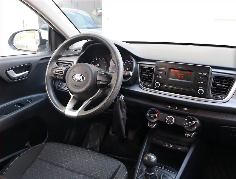 Kia Rio (2017) 1.25 CVVT, Serv.kniha - fotka 7 z 15