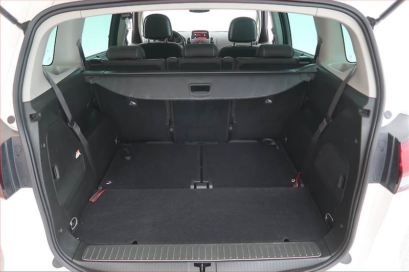 Opel Zafira (2015) 2.0 BiCDTI, 7 míst, Navi - fotka 13 z 19