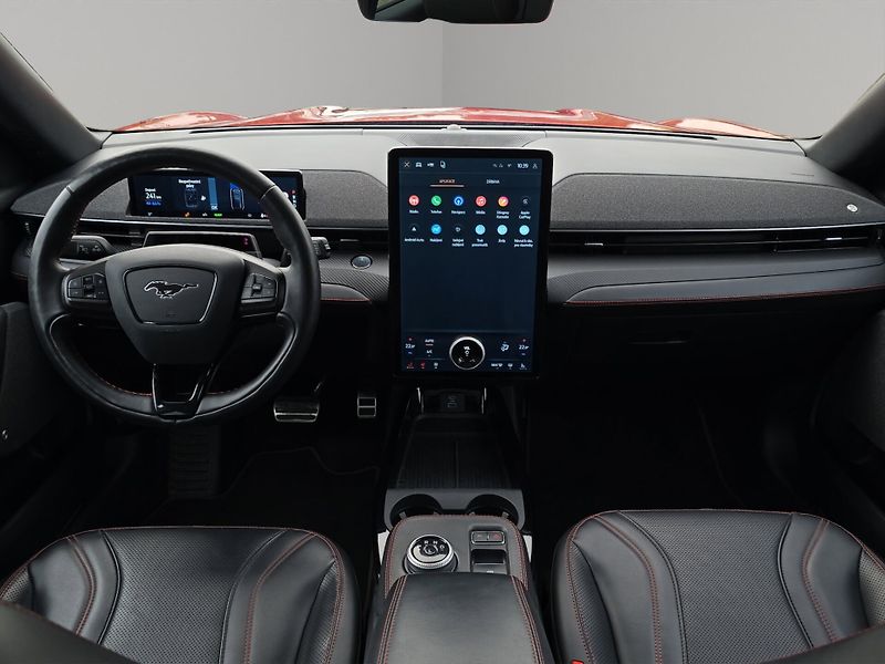 Ford Mustang Mach-E (2021) Extended Range, 4x4, 98kWh, DP - fotka 9 z 26