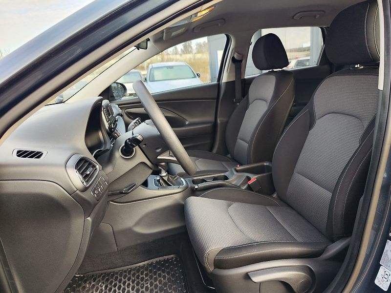 Hyundai i30 1.5i/81kW Start Plus - fotka 12 z 24