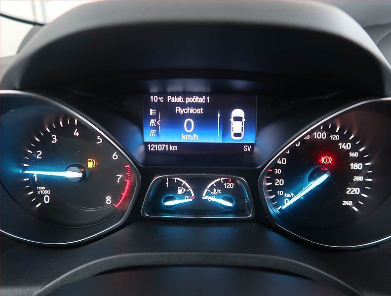 Ford Kuga (2019) 1.5 EcoBoost, Kůže, Navi - fotka 11 z 15