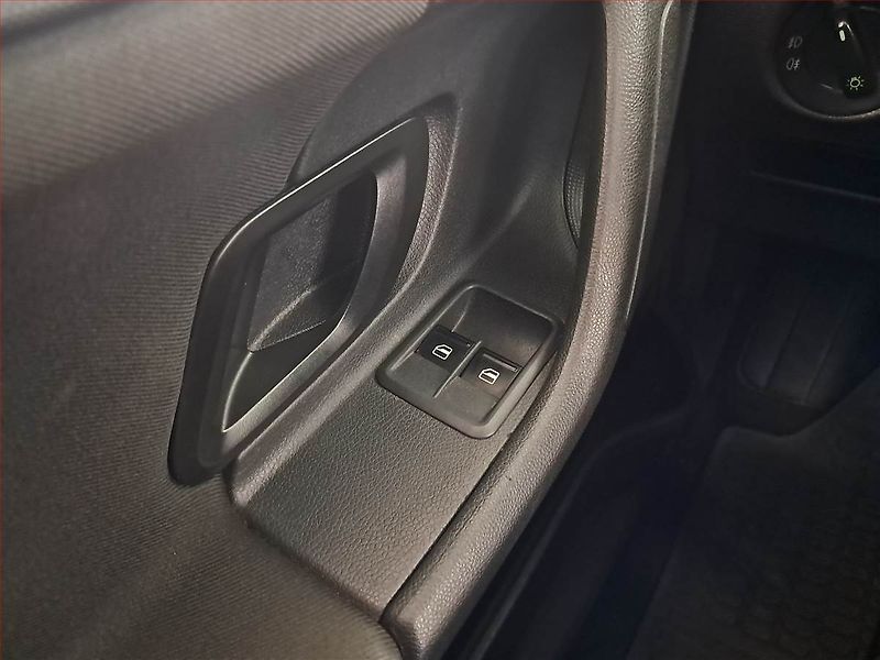 Škoda Fabia (2011) 1.2 TSI, Automat, Serv.kniha - fotka 15 z 15