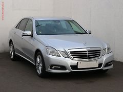 Mercedes-Benz Třídy E (2010) 1.8 CGI E200, AT - fotografie inzerátu