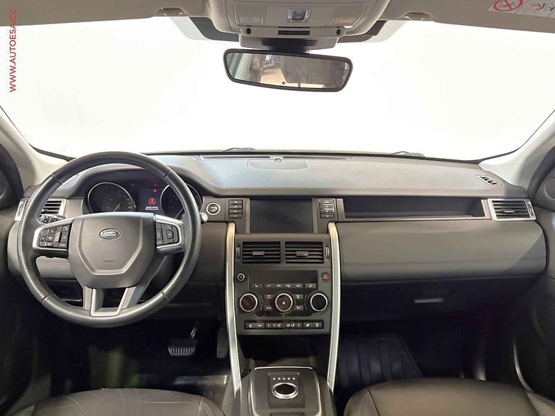 Land Rover Discovery Sport (2018) 2.0 TD4 4X4, AT, bixen, panor - fotka 8 z 18