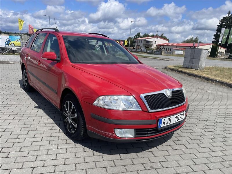 Škoda Octavia 2,0 TDi 103kw BKD Klimatronic - fotka 6 z 35